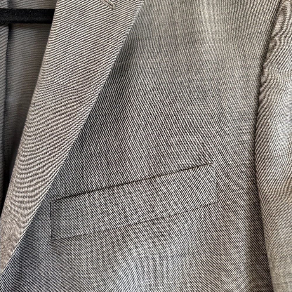 Egara Light Gray Two-Button Suit Jacket - image 3